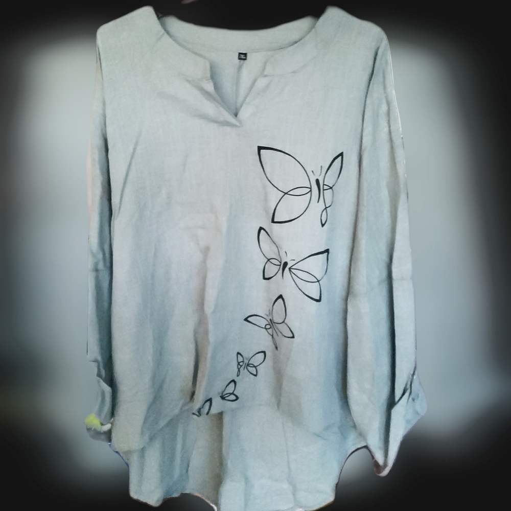 Light weight top with roll up sleeves with buttons
